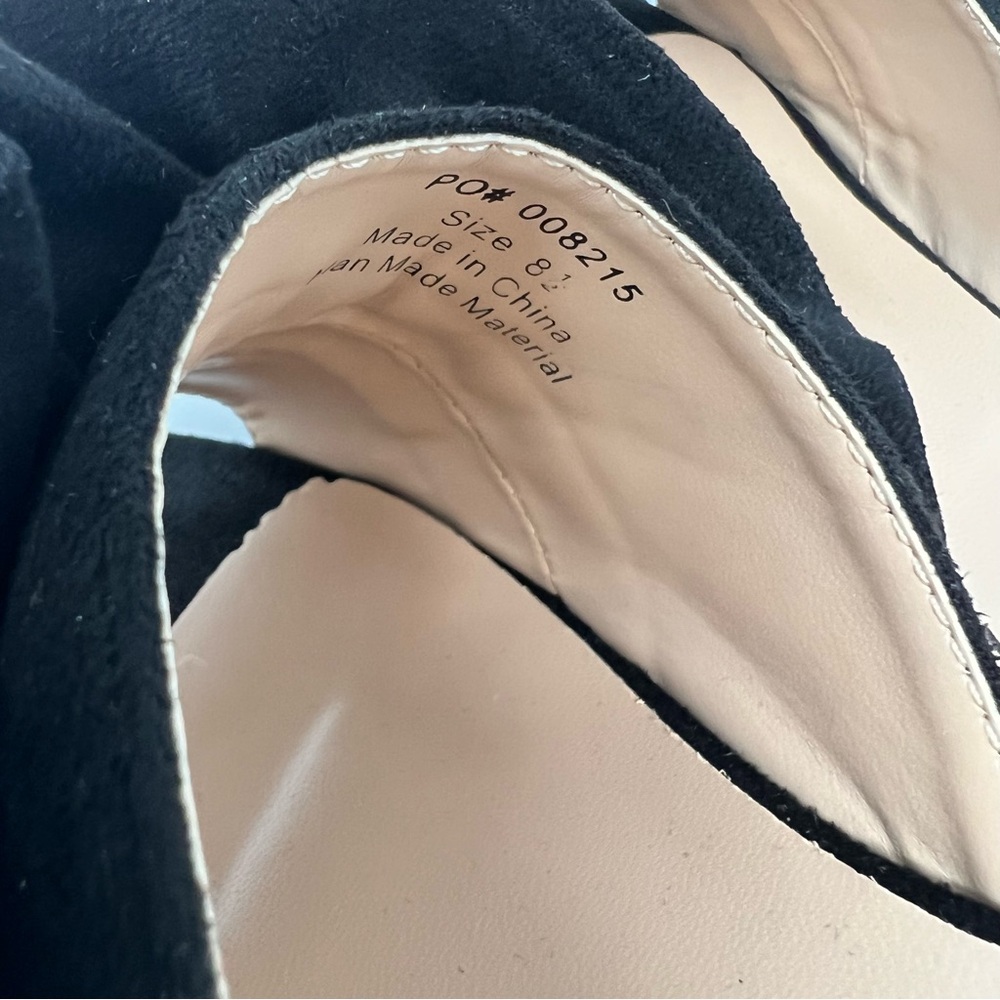 Journee Collection Sabica Ruffle Sandal - Picture 7 of 8